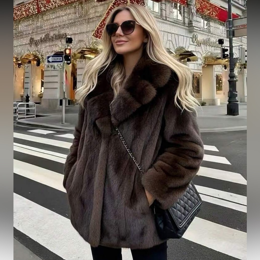 Luxury Dark Brown Faux Fur Coat Plush vingate style Winter Jacket